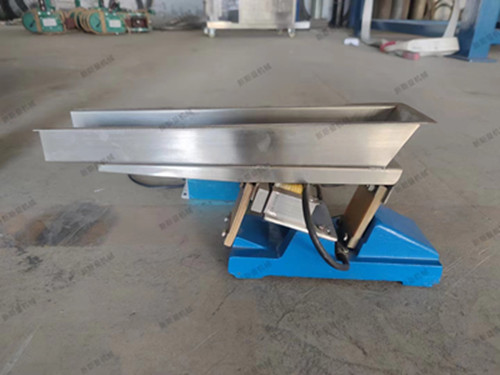 旋振篩,直線振動(dòng)篩，電磁振動(dòng)給料機(jī)發(fā)貨走起，