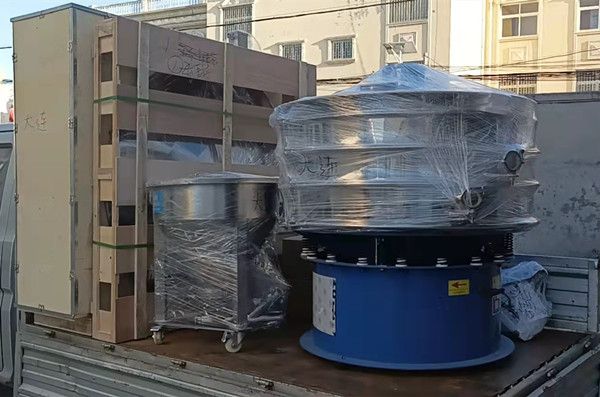 旋振篩、真空上料機(jī)、料倉(cāng)發(fā)貨