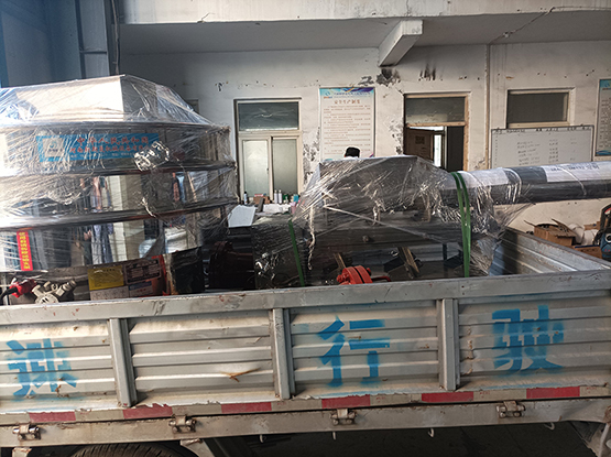旋振篩、電磁給料機發(fā)貨