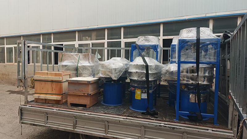 6套超聲波篩分、輸送、提升一體式機(jī)械發(fā)貨